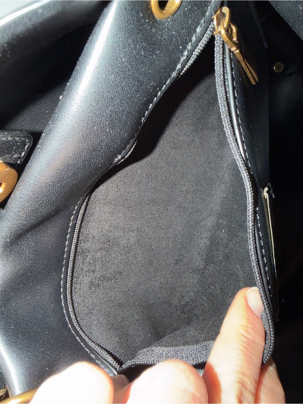 House of Harlow 1960 Black faux Suede Shoulder Bag with Gold Hardware - Picture 5 of 9
